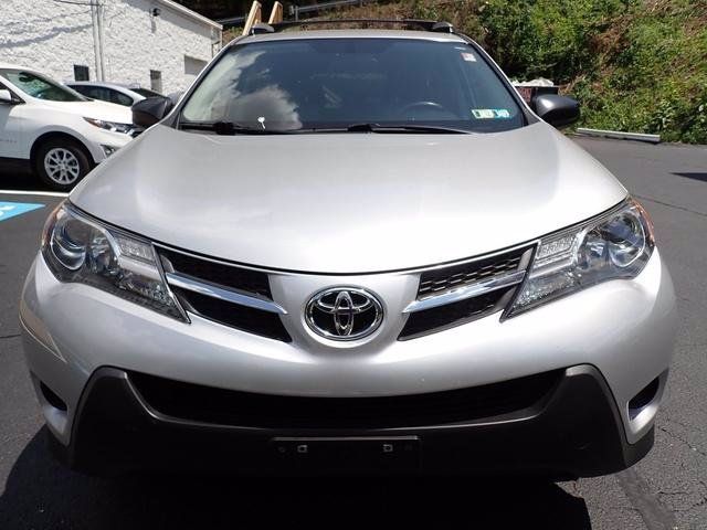 Image 2015 Toyota Rav4 Le