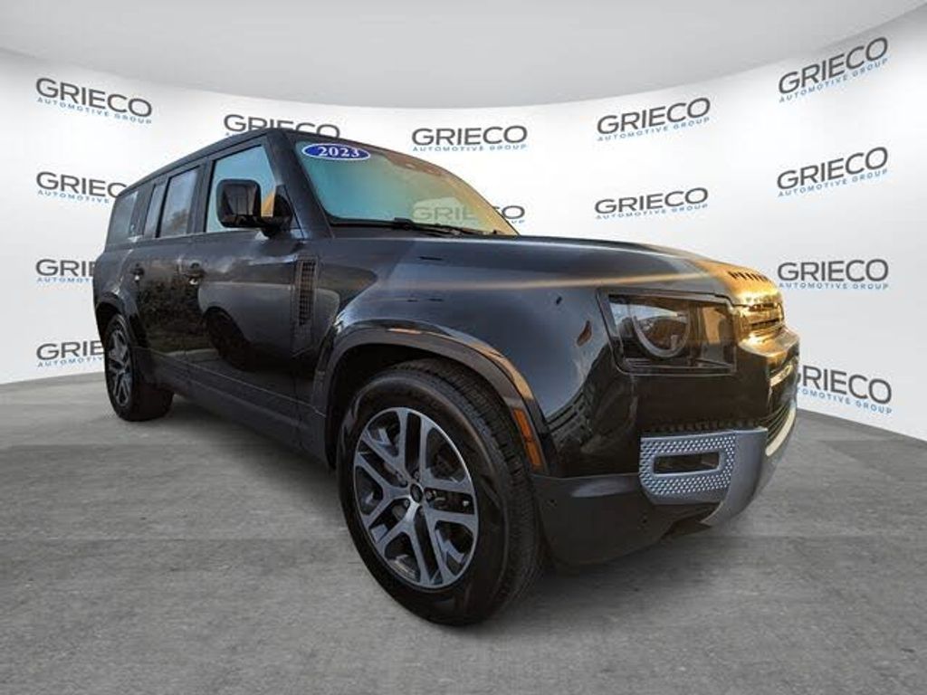 2023 Land rover Defender