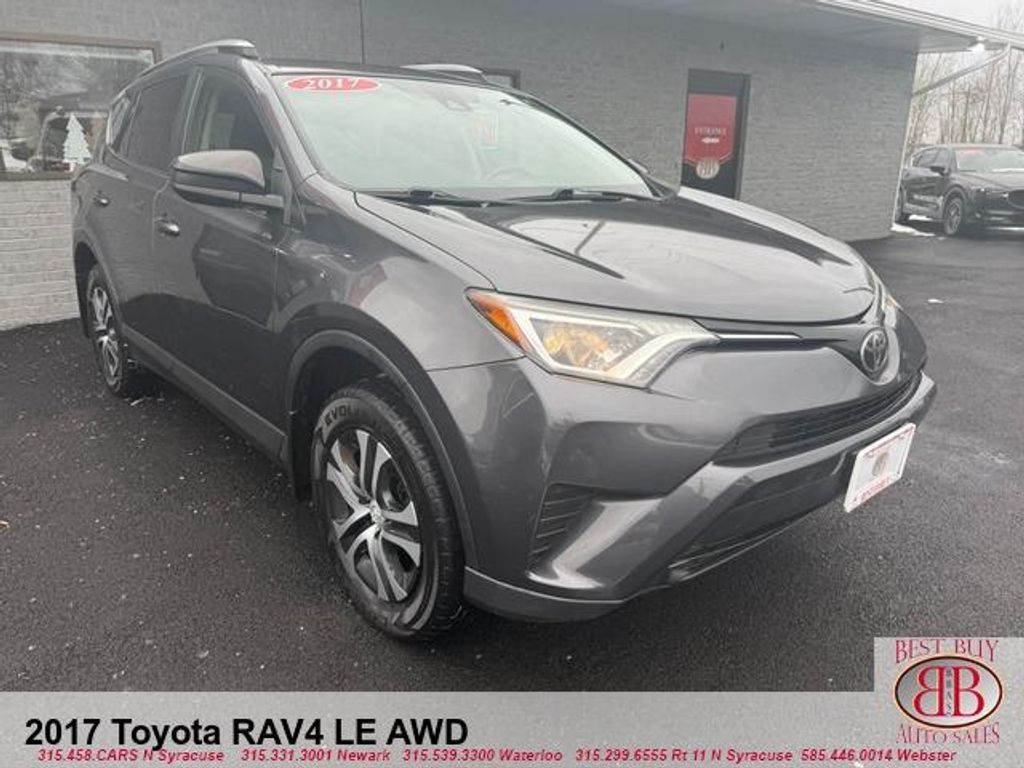 2017 Toyota Rav4 Le awd