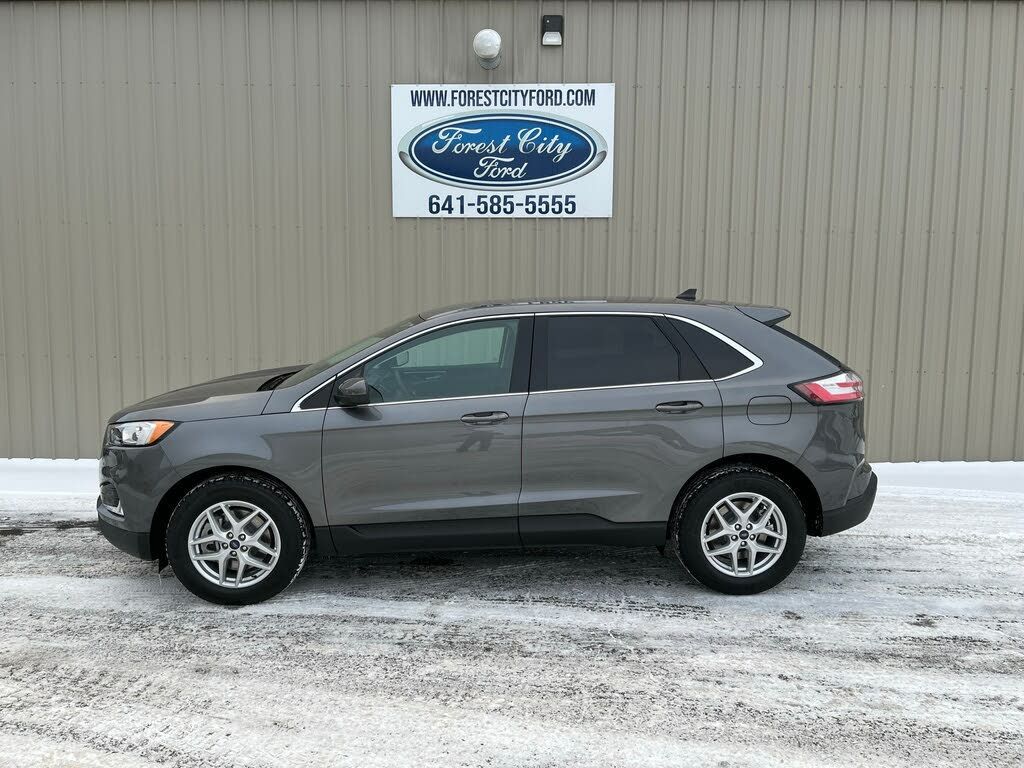 2022 Ford Edge