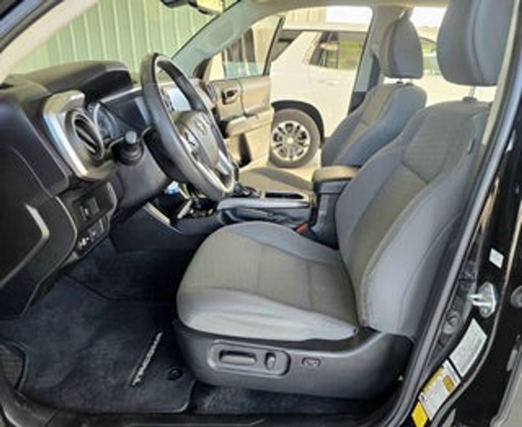 2021 Toyota Tacoma Sr5 rwd