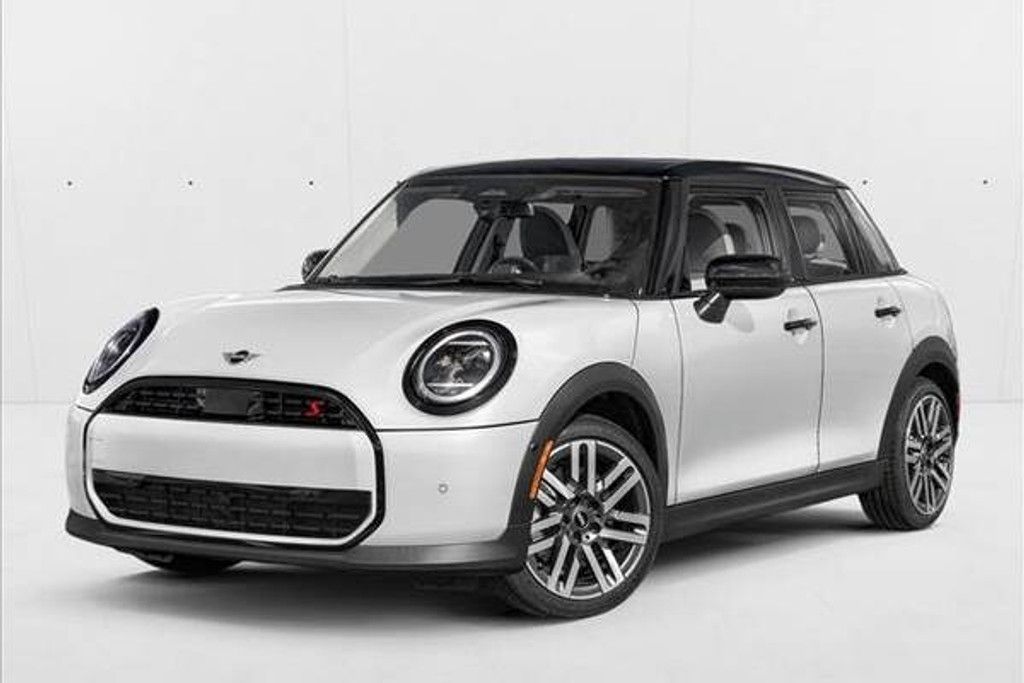 2026 Mini Cooper S 4-door hatchback fwd