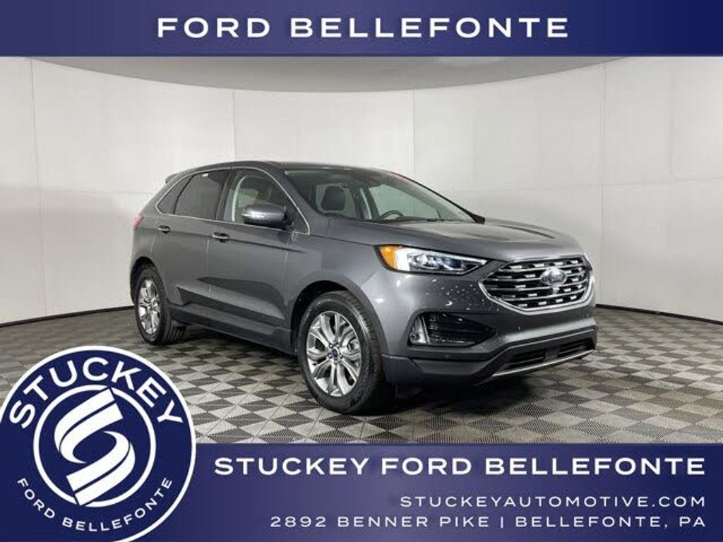 2022 Ford Edge Titanium