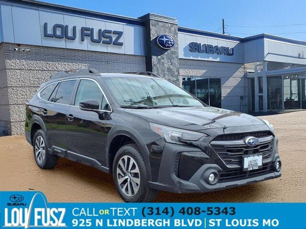 2023 Subaru Outback Premium awd