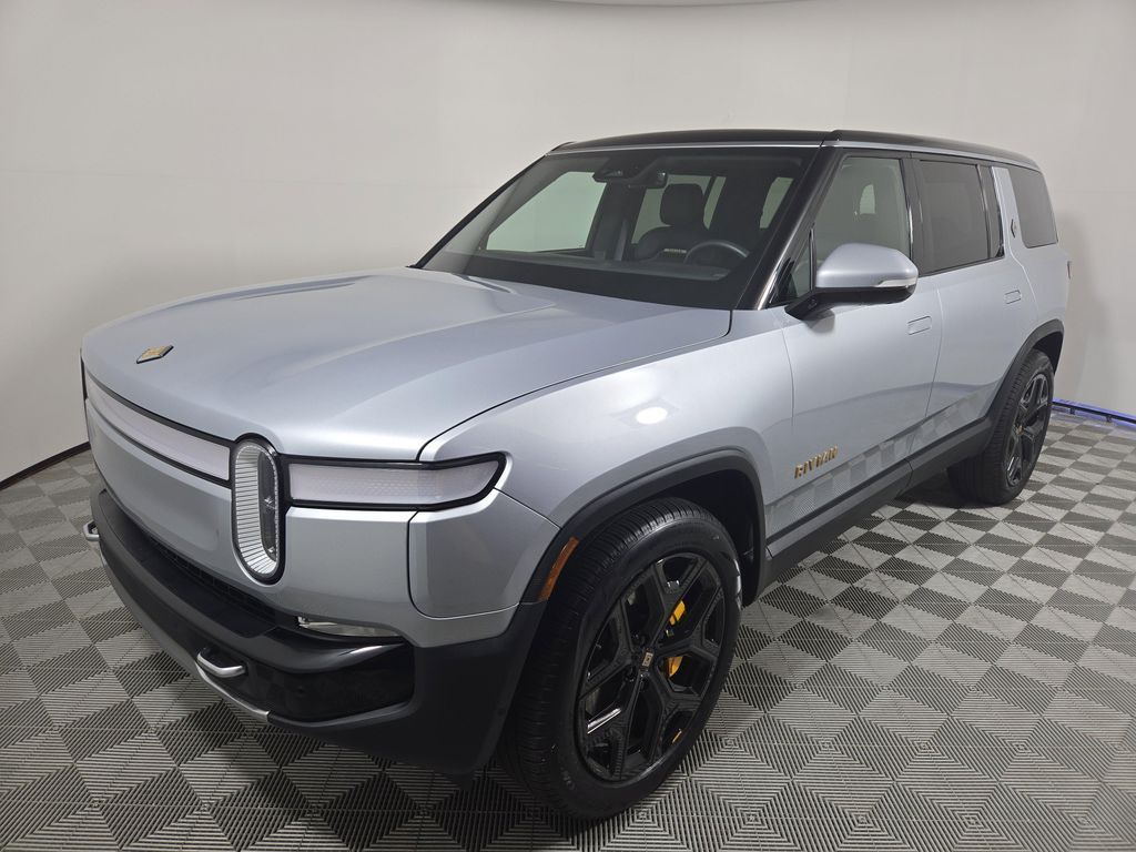 2023 Rivian R1s Adventure