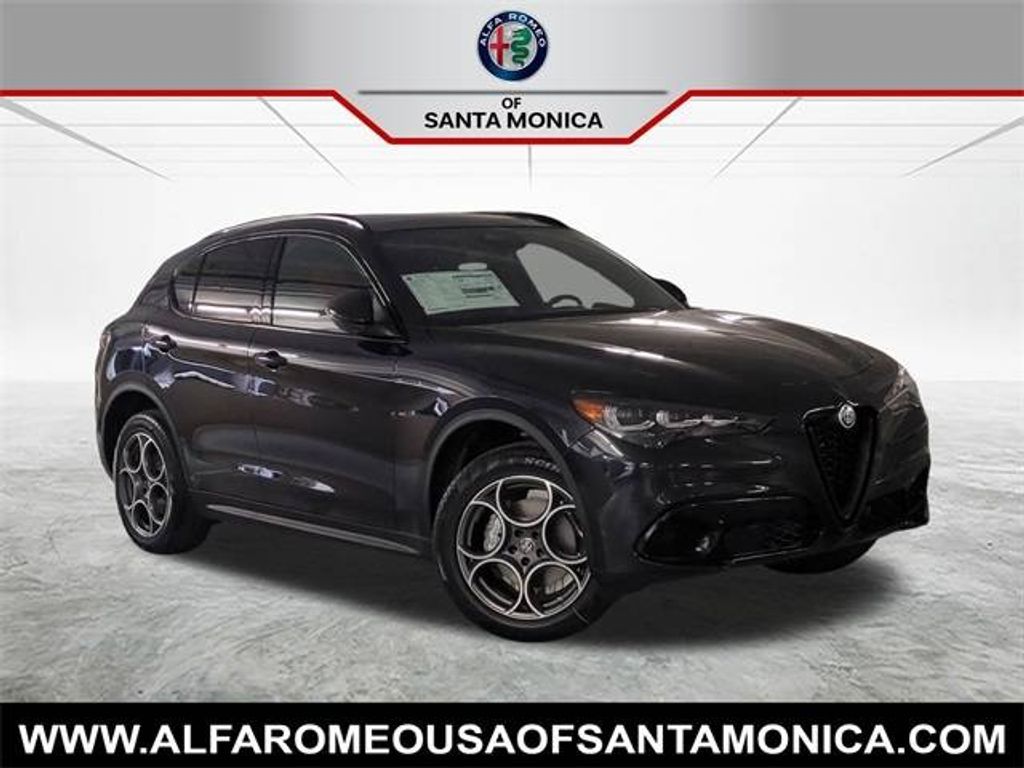 2025 Alfa romeo Stelvio