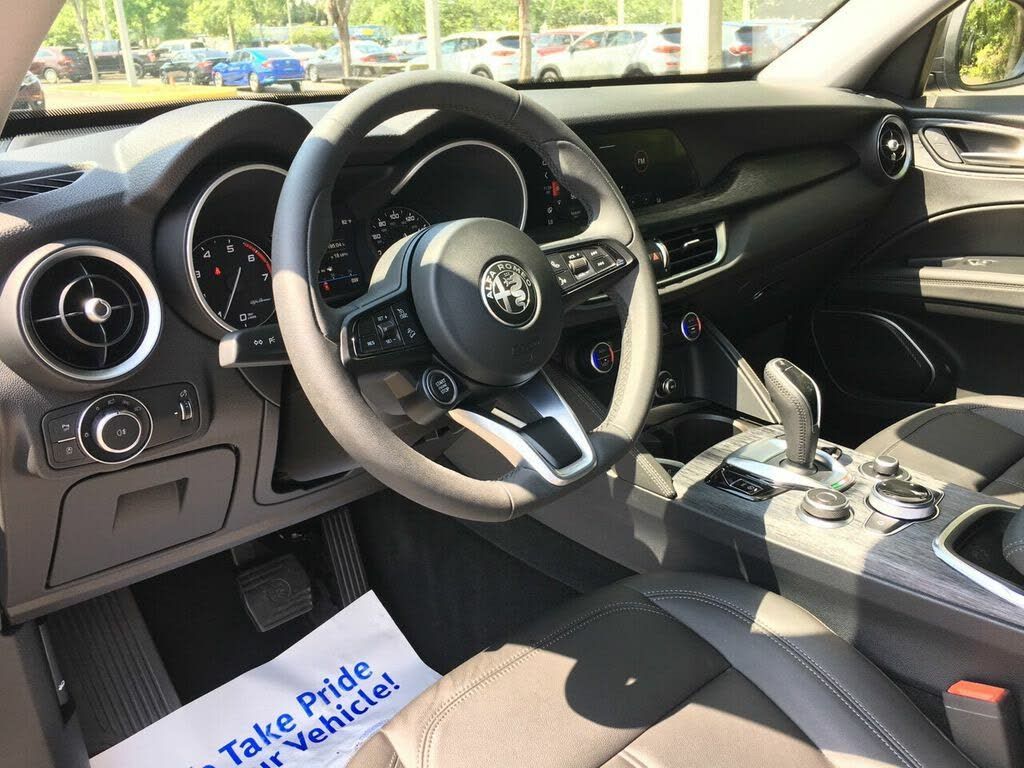 Image 2020 Alfa romeo Stelvio Base