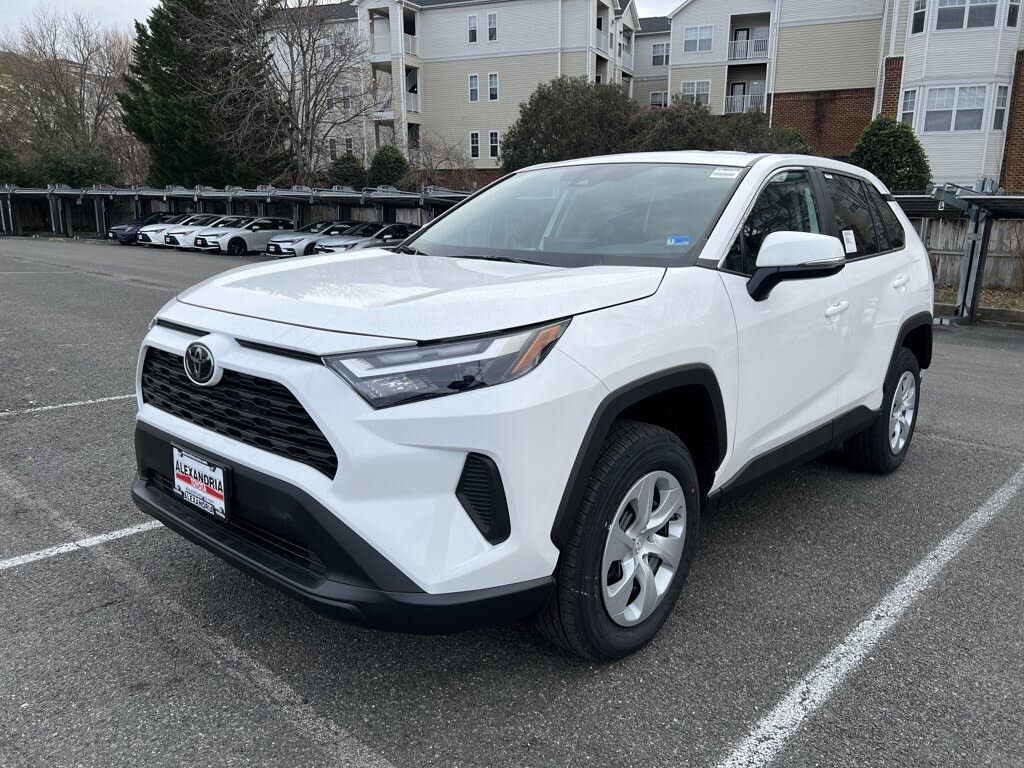 2025 Toyota Rav4 Le awd