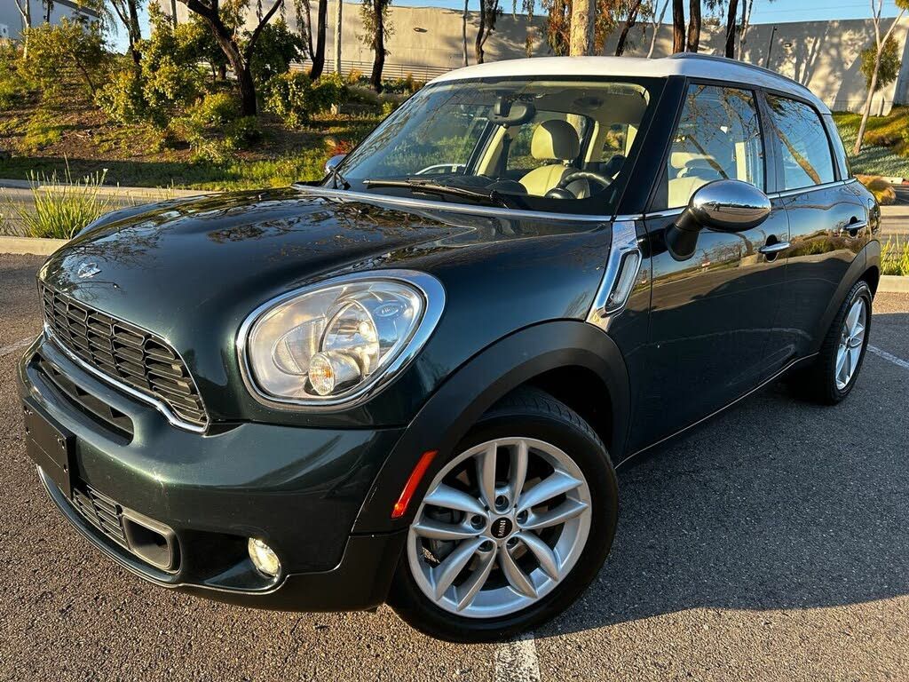 2014 Mini Countryman S fwd