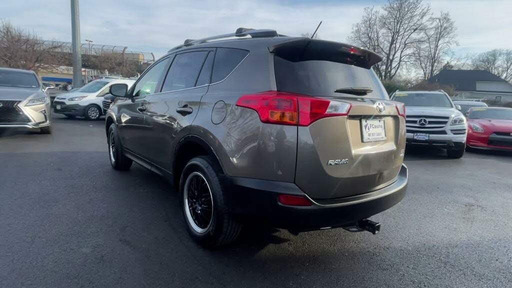 Image 2014 Toyota Rav4 Le awd
