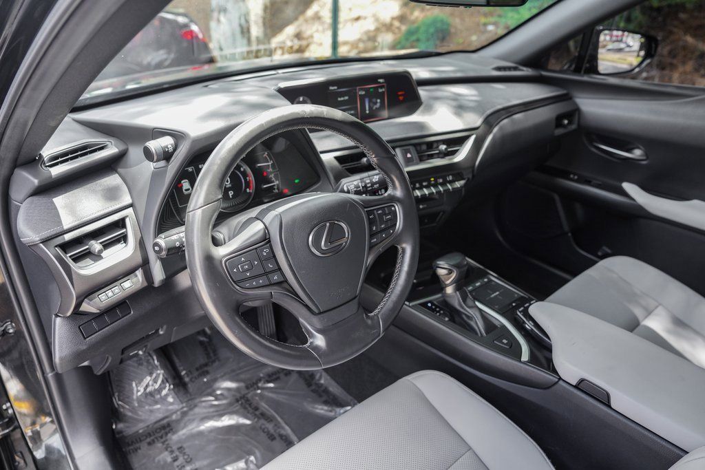 Image 2022 Lexus Ux 200
