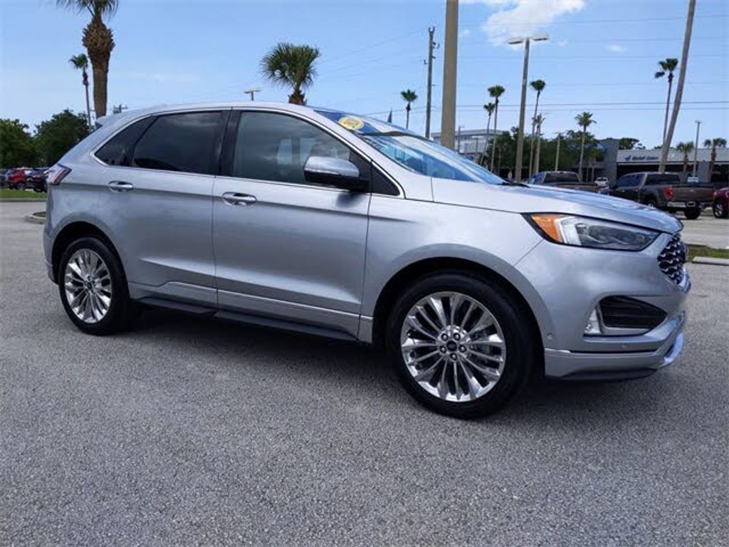 2020 Ford Edge Titanium