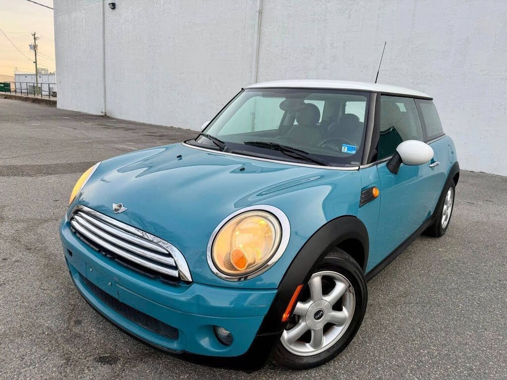 2009 Mini Cooper Base