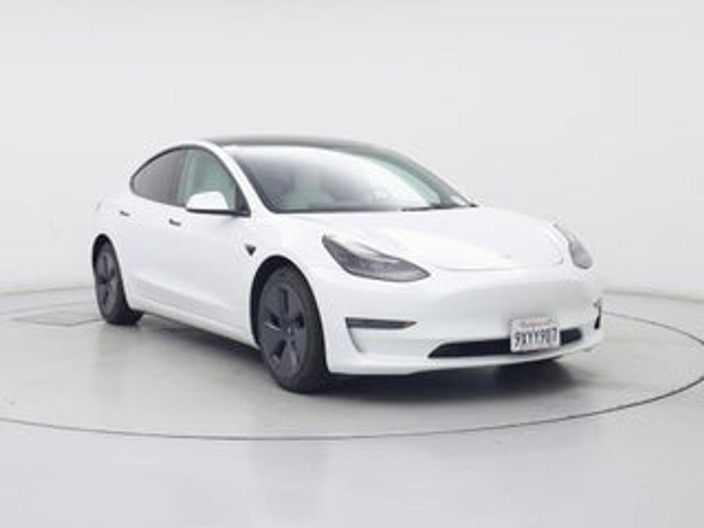 2022 Tesla Model 3 Long range awd
