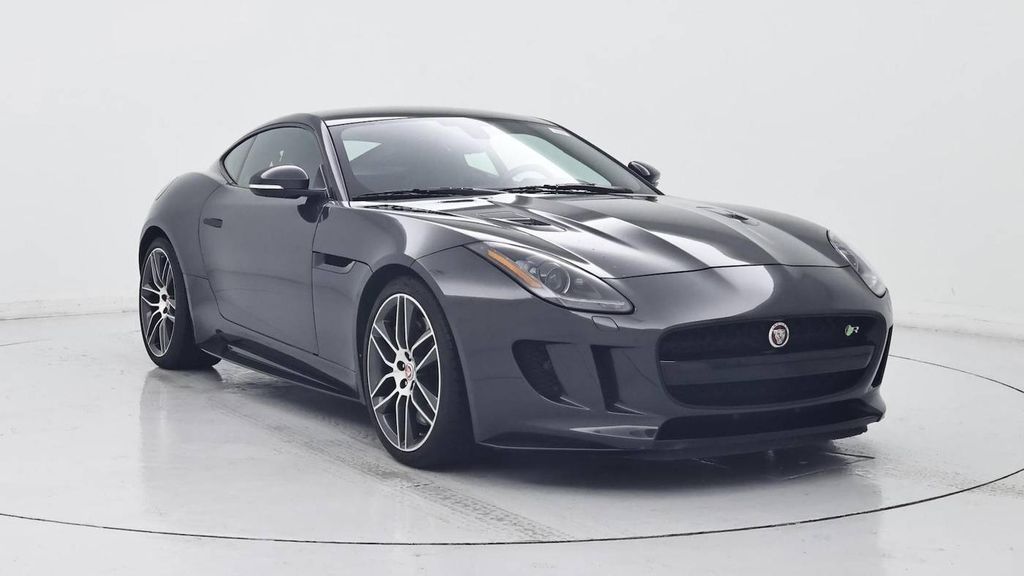 2016 Jaguar F-type R