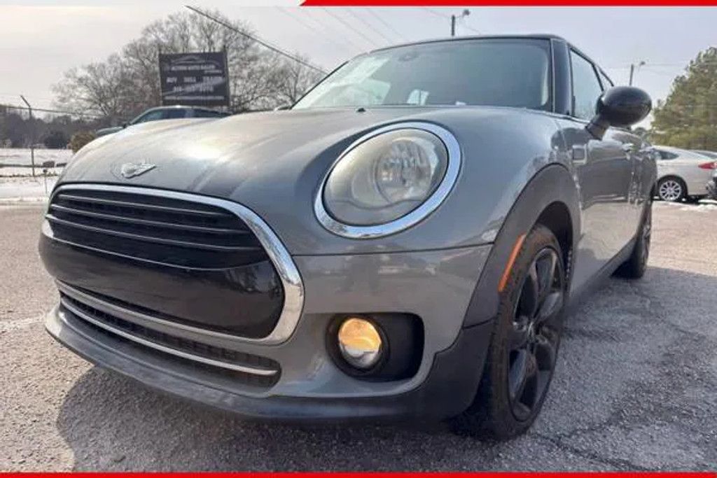 2016 Mini Cooper clubman Base