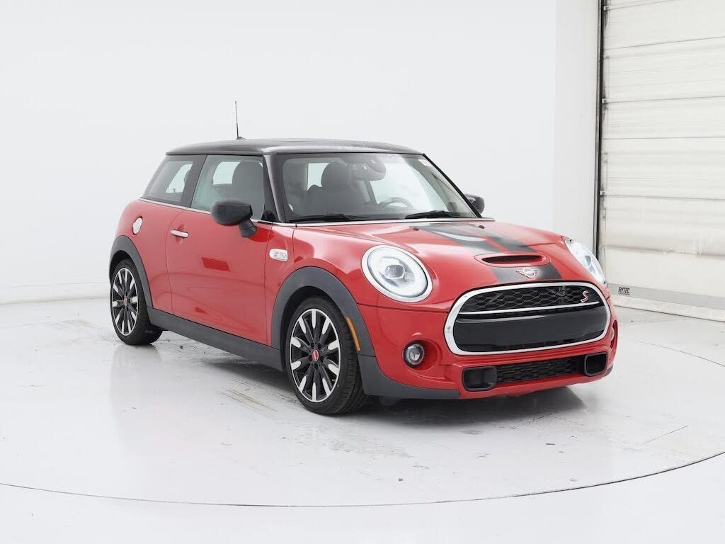 2020 Mini Cooper S 2-door hatchback fwd