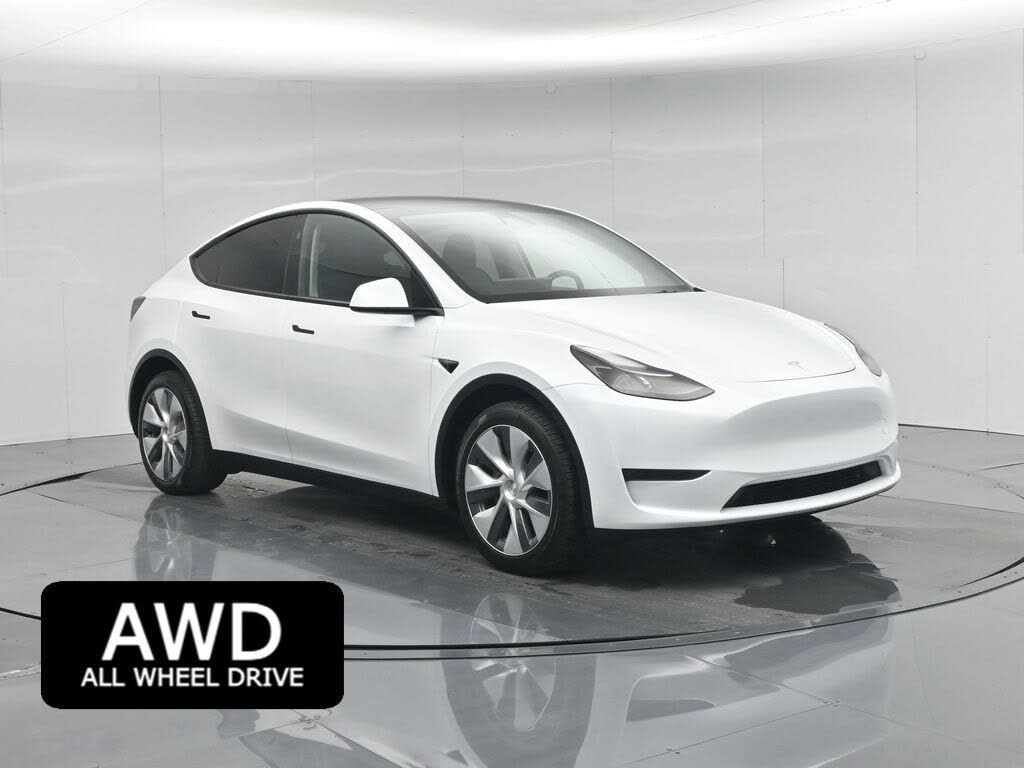 2024 Tesla Model y Long range awd