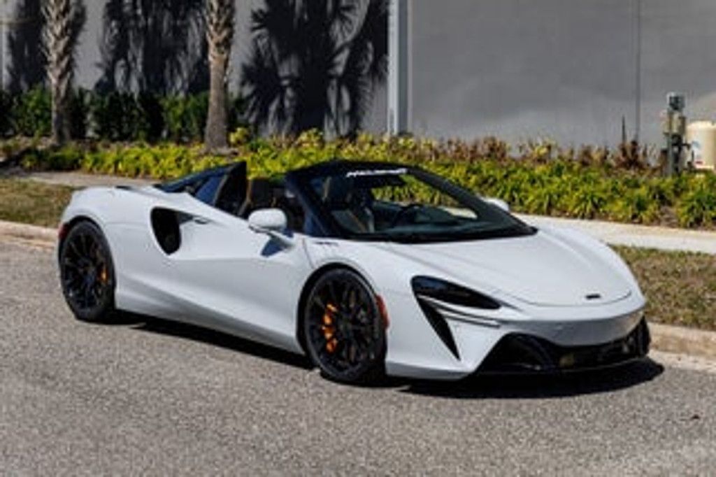 2024 Ferrari Roma Spider rwd