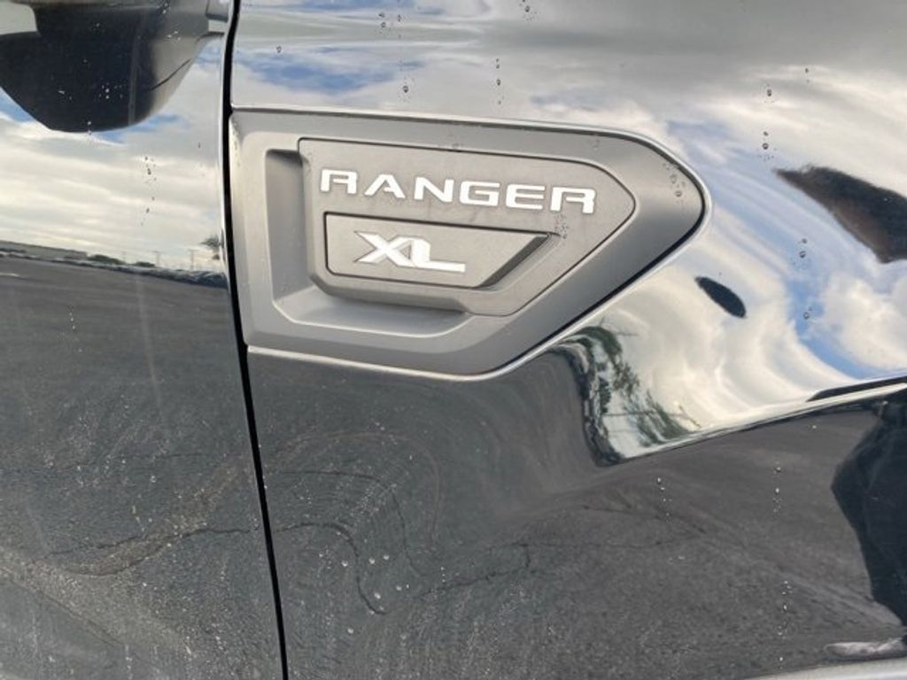 Image 2021 Ford Ranger Xl