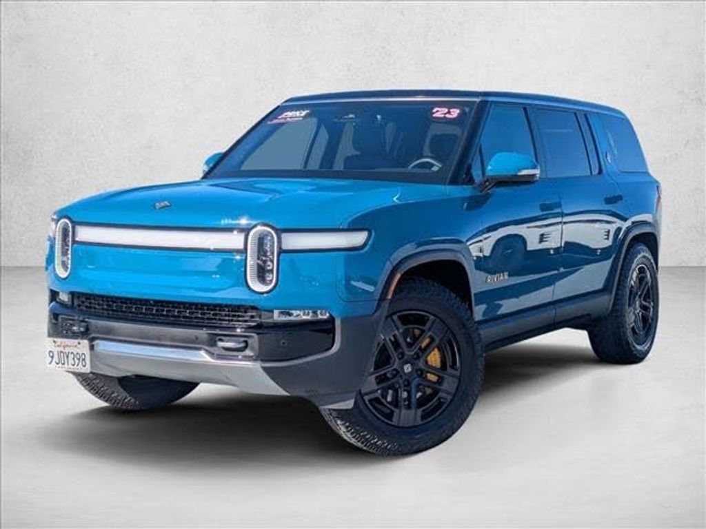 2023 Rivian R1s Adventure