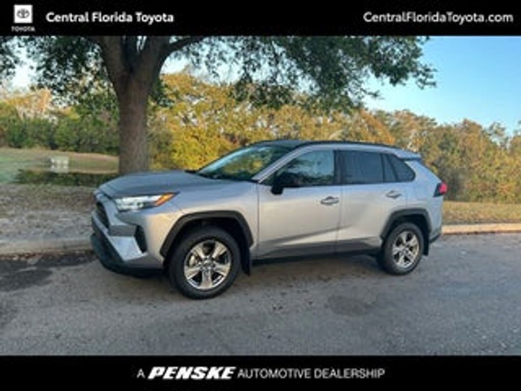 2025 Toyota Rav4 Le