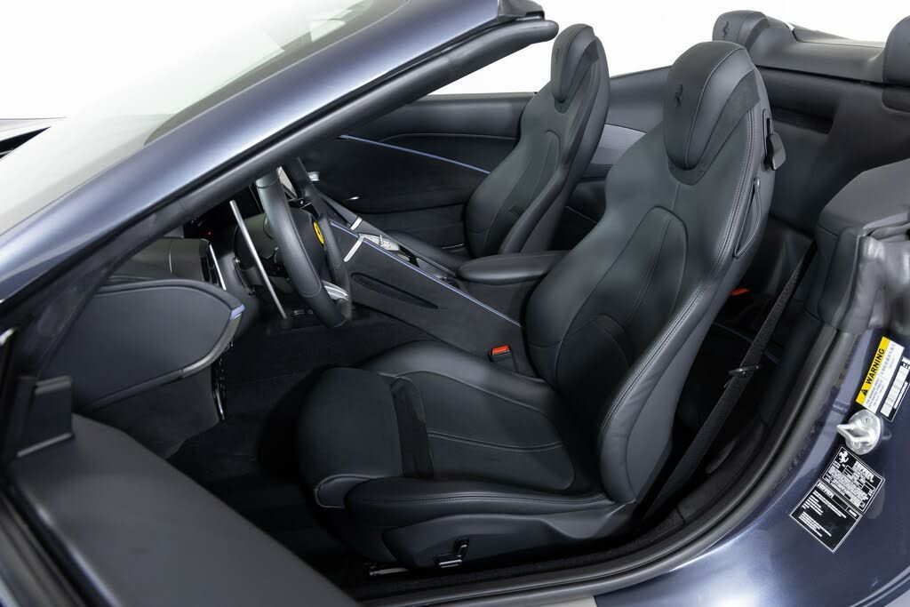 2024 Ferrari Roma Spider rwd