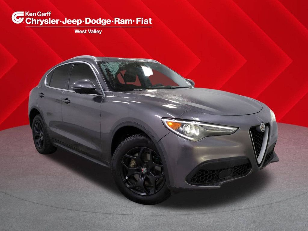 2019 Alfa romeo Stelvio Base