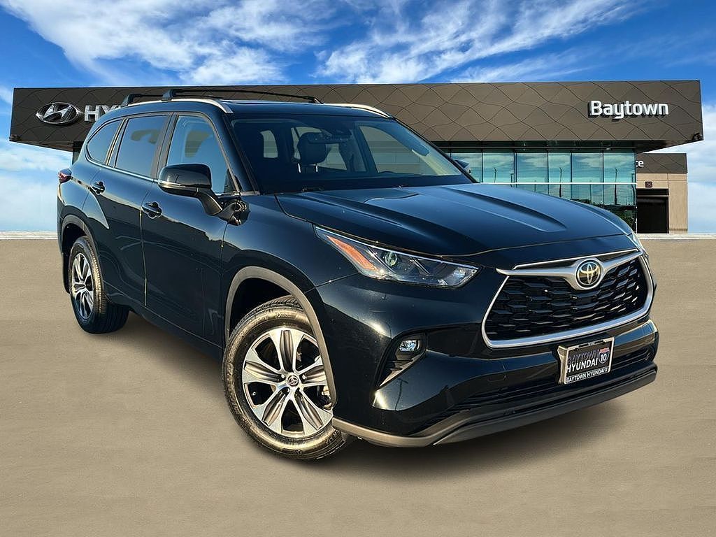 2023 Toyota Highlander L fwd