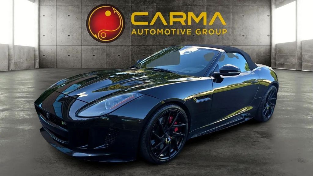 2016 Jaguar F-type R