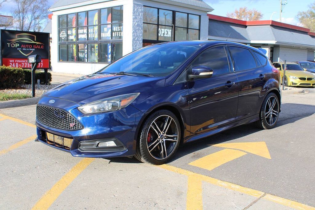 2016 Ford Focus st Base