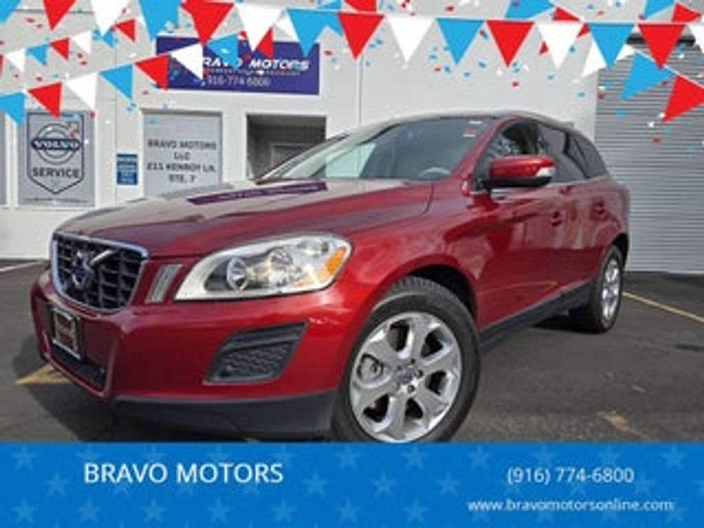 Image 2011 Volvo XC60 32 R-Design