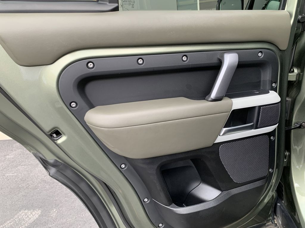 2022 Land rover Defender 110 x-dynamic hse awd
