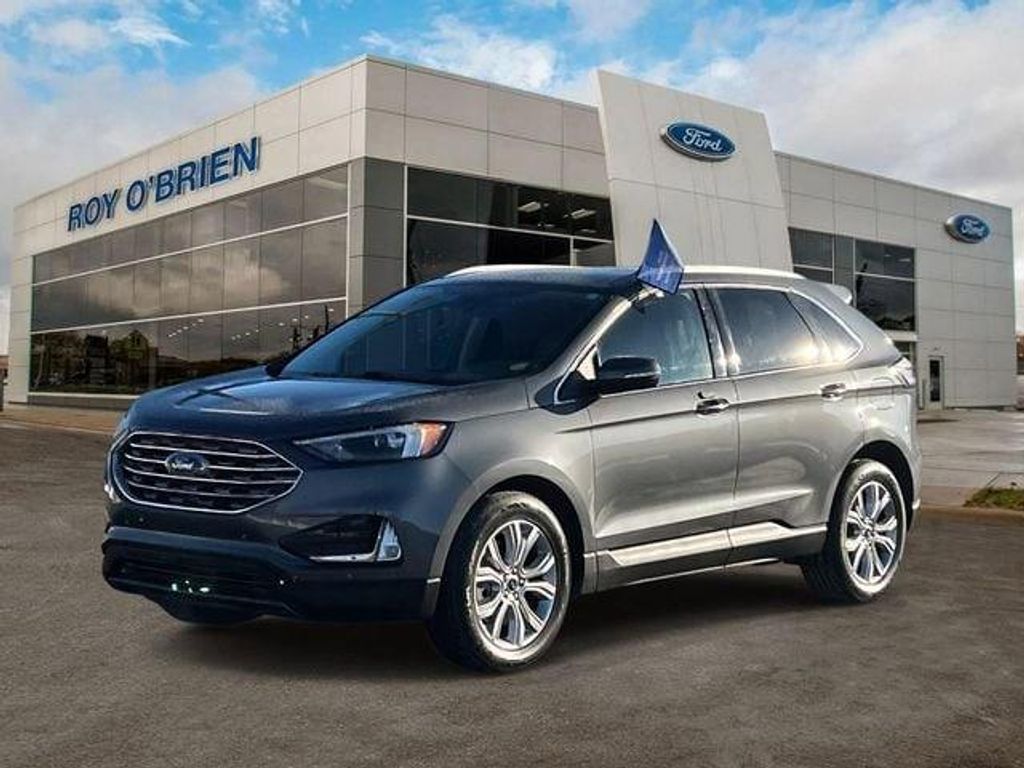 2023 Ford Edge Titanium awd