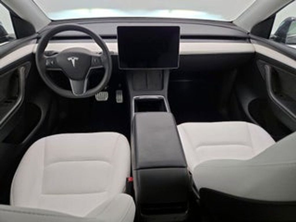 2023 Tesla Model y Performance awd