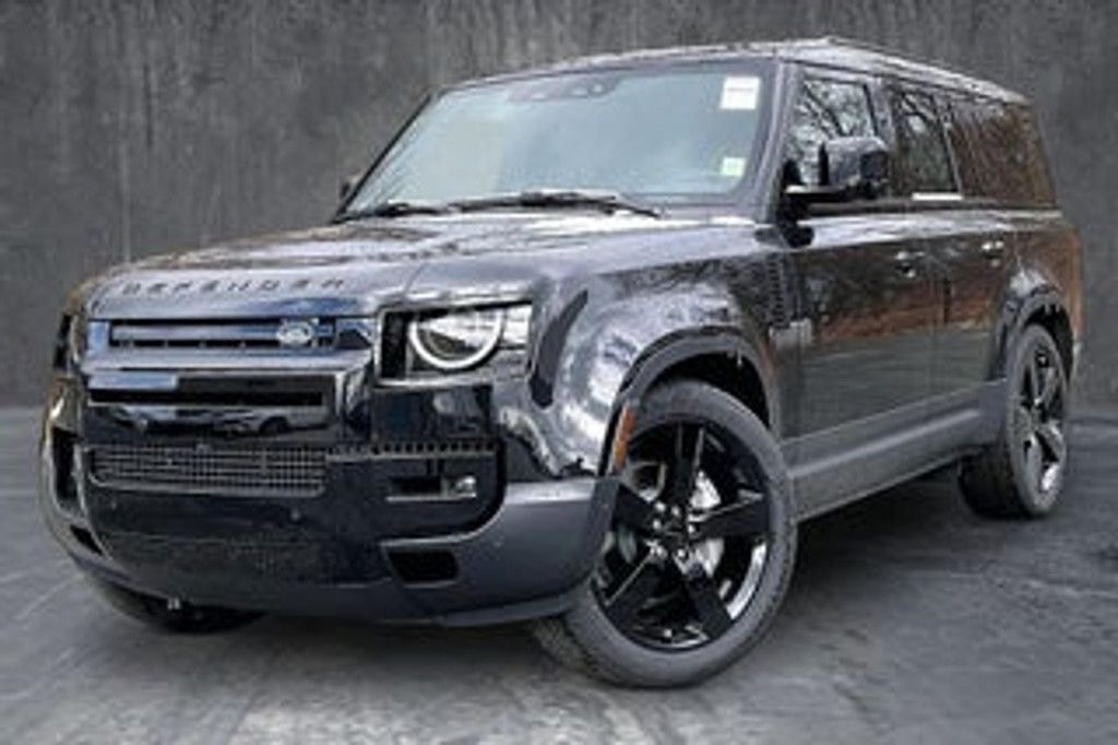 Image 2026 LAND ROVER Defender 130 X-Dynamic SE