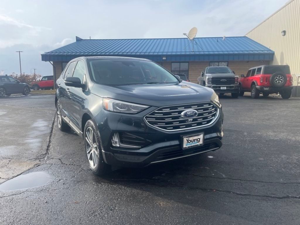 2024 Ford Edge Titanium