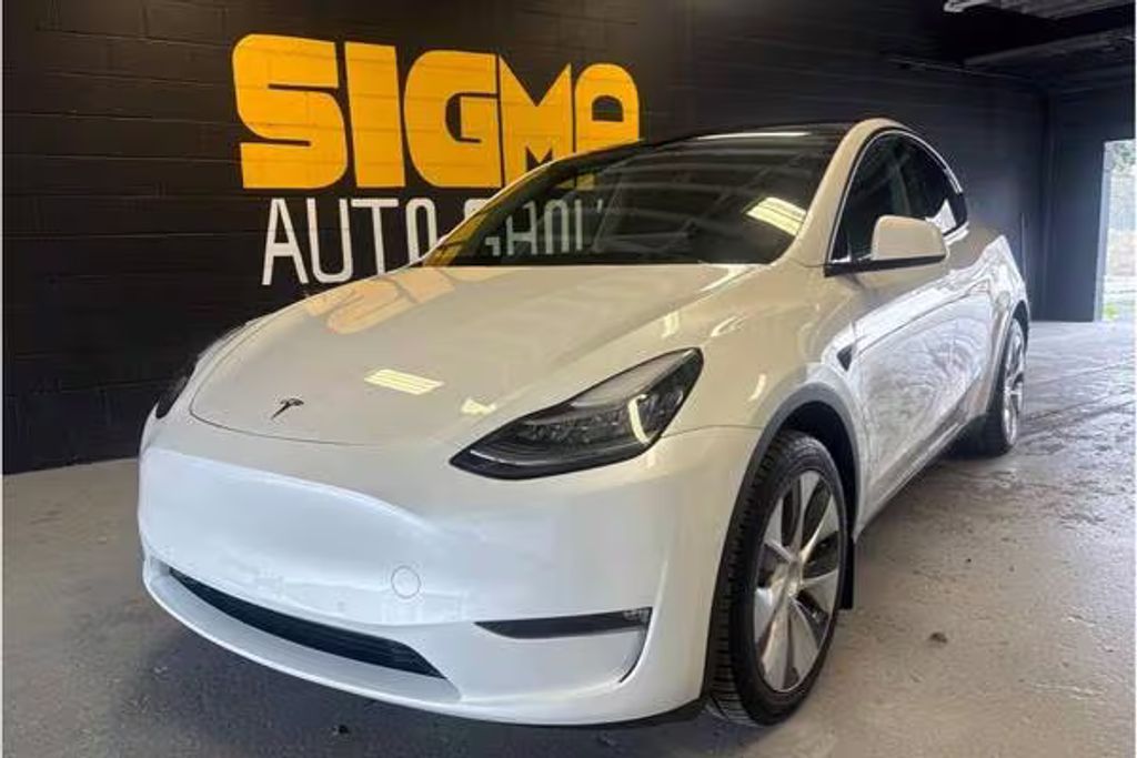 2022 Tesla Model y Long range awd