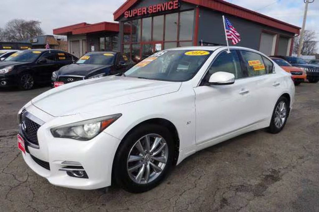 2014 Infiniti Q50 Premium