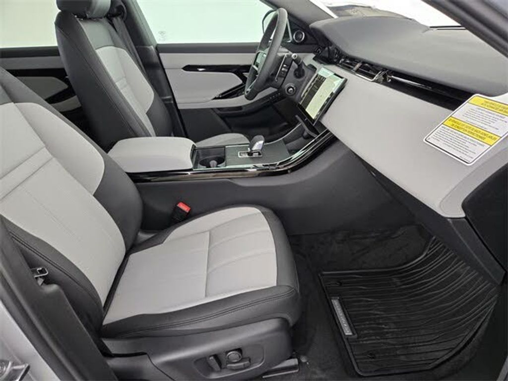 2026 Land rover Range rover evoque P250 dynamic se awd