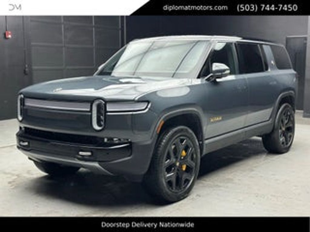 2023 Rivian R1S Adventure