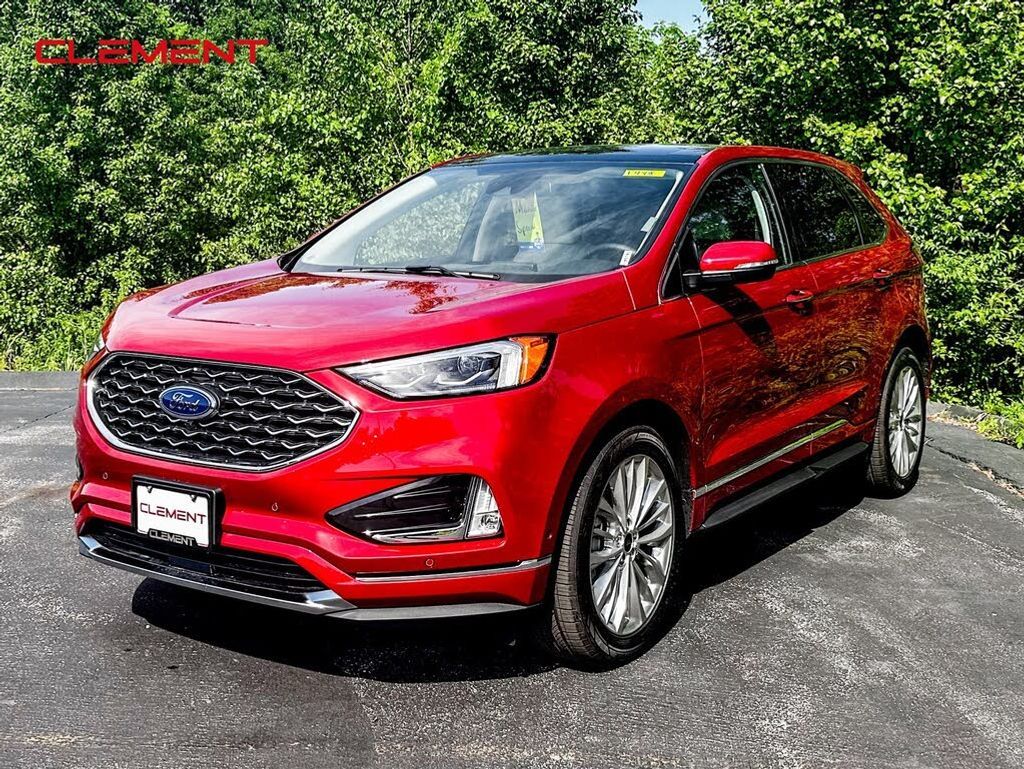 2024 Ford Edge Titanium