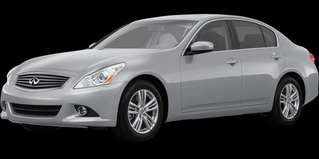 2015 Infiniti Q40 Standard