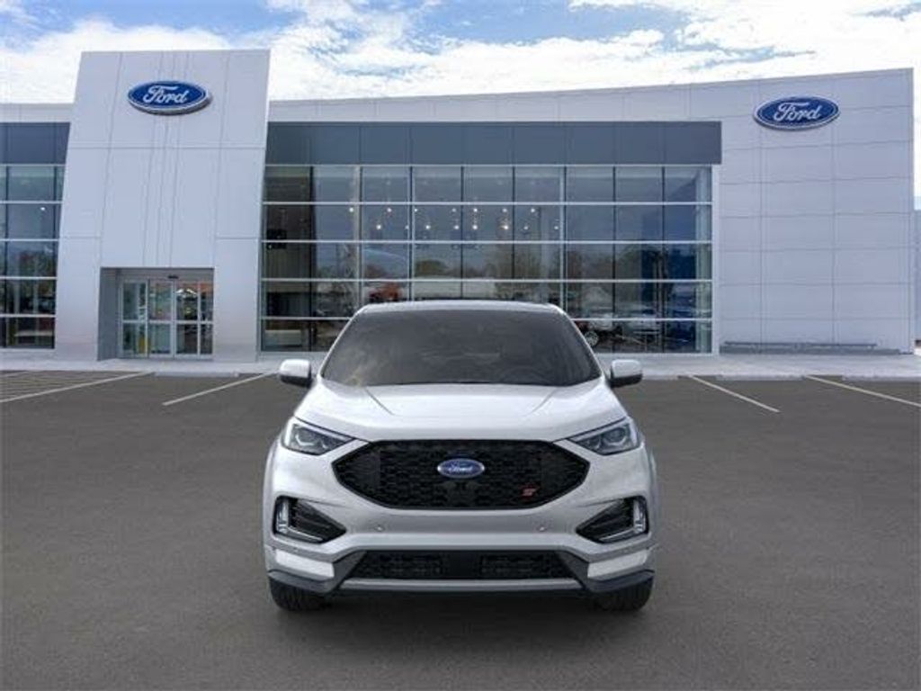 2024 Ford Edge St