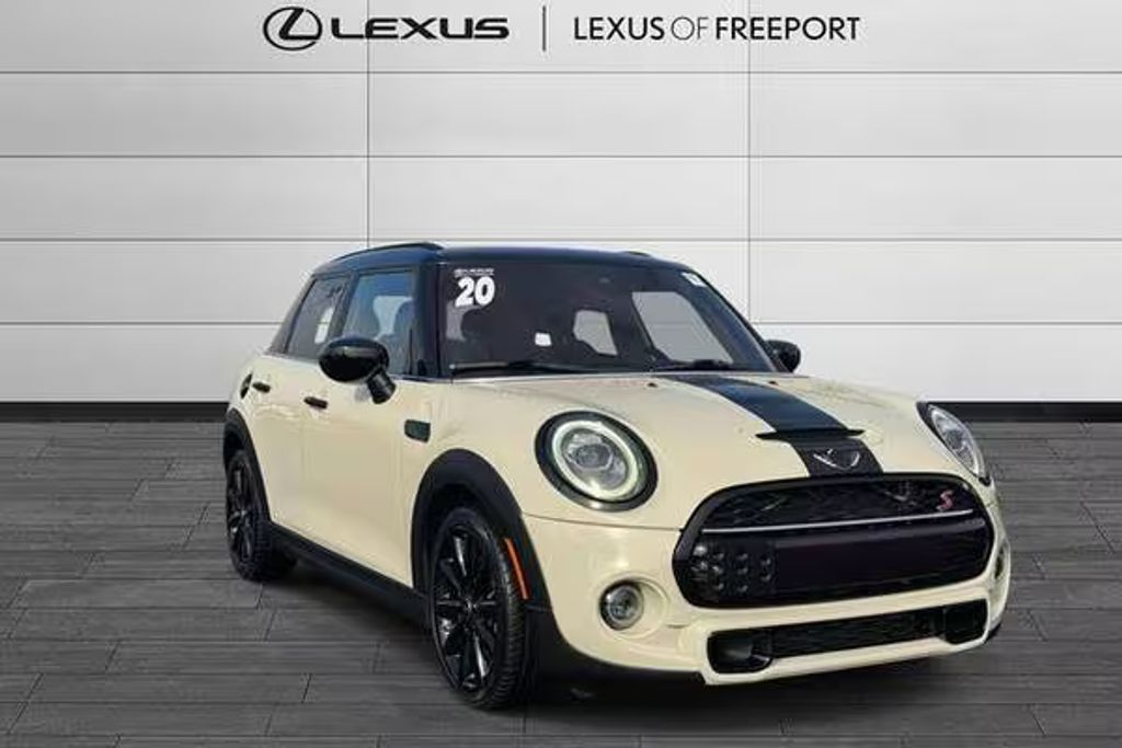 2020 Mini Cooper S 4-door hatchback fwd