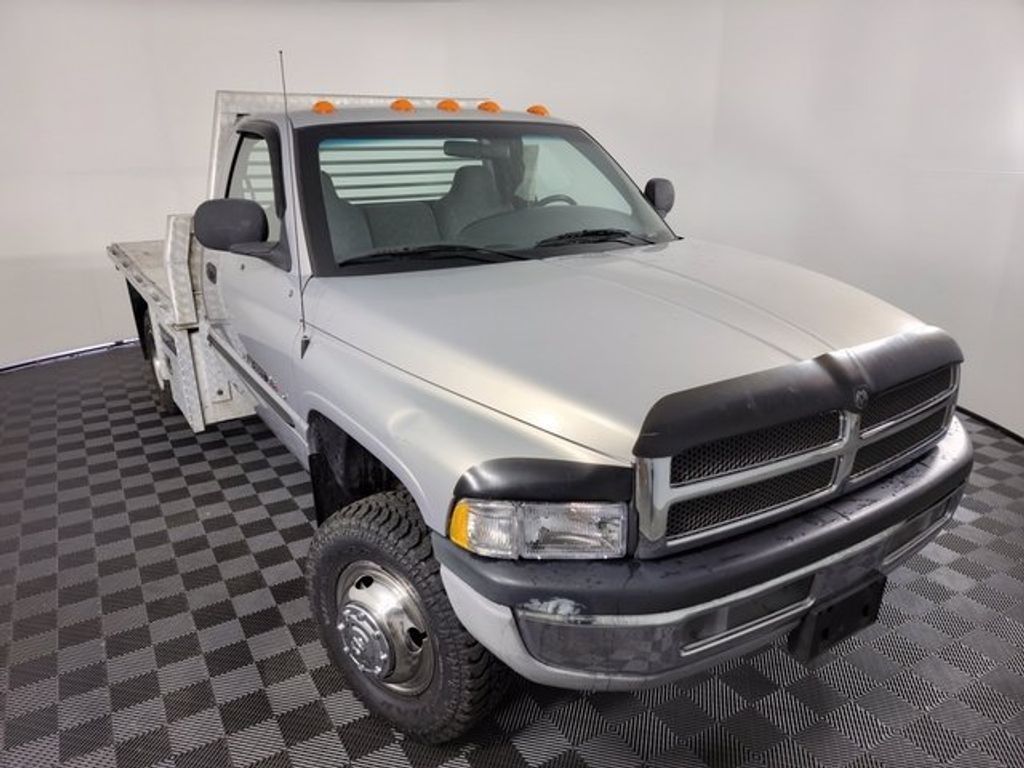 Image 1999 Dodge Ram 3500 truck