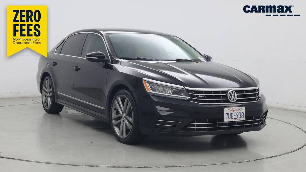 2016 Volkswagen Passat R-Line