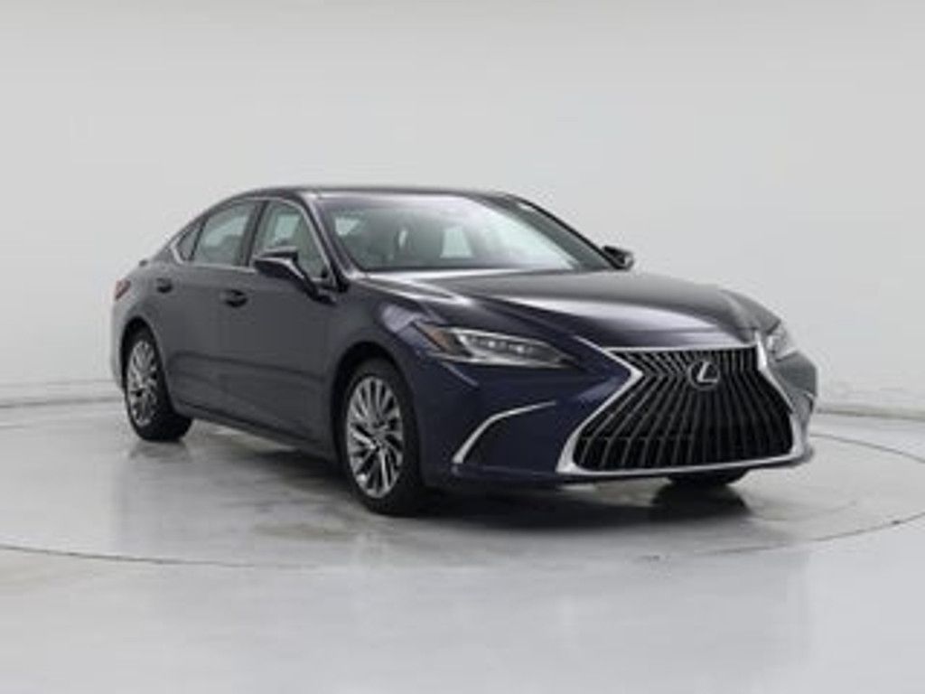 2025 Lexus Es 300h Ultra luxury