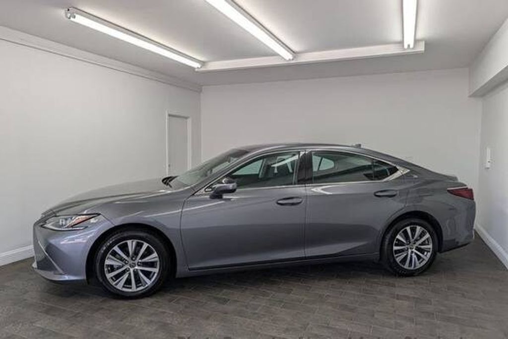 2021 Lexus Es 250 Base