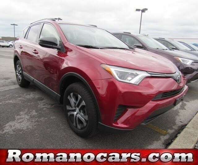 Image 2018 Toyota Rav4 Le awd